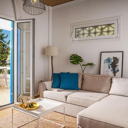 Breeze One Bedroom Apartment By Blupine アテネ エクステリア 写真