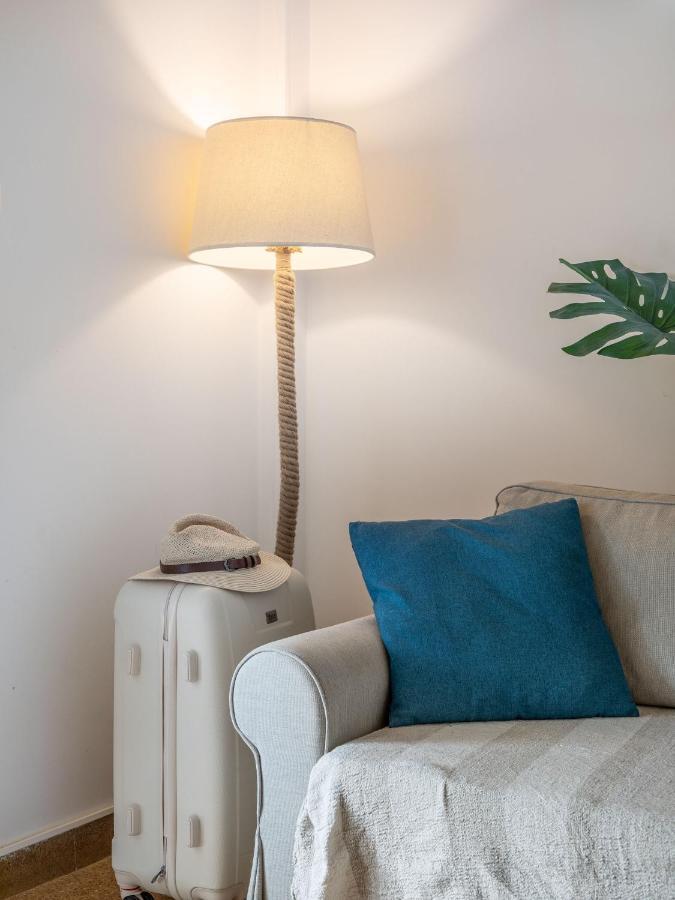 Breeze One Bedroom Apartment By Blupine アテネ エクステリア 写真