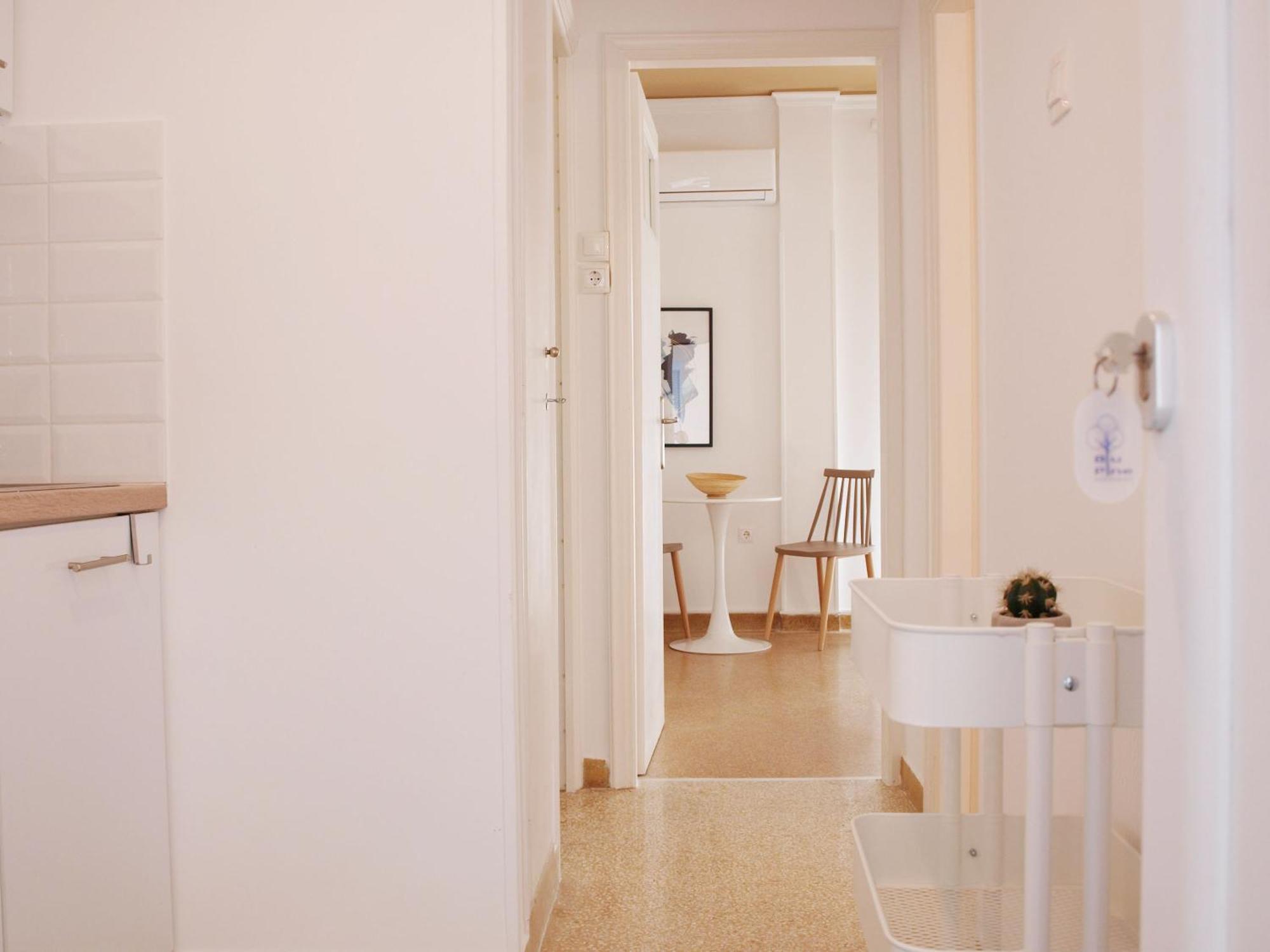 Breeze One Bedroom Apartment By Blupine アテネ エクステリア 写真